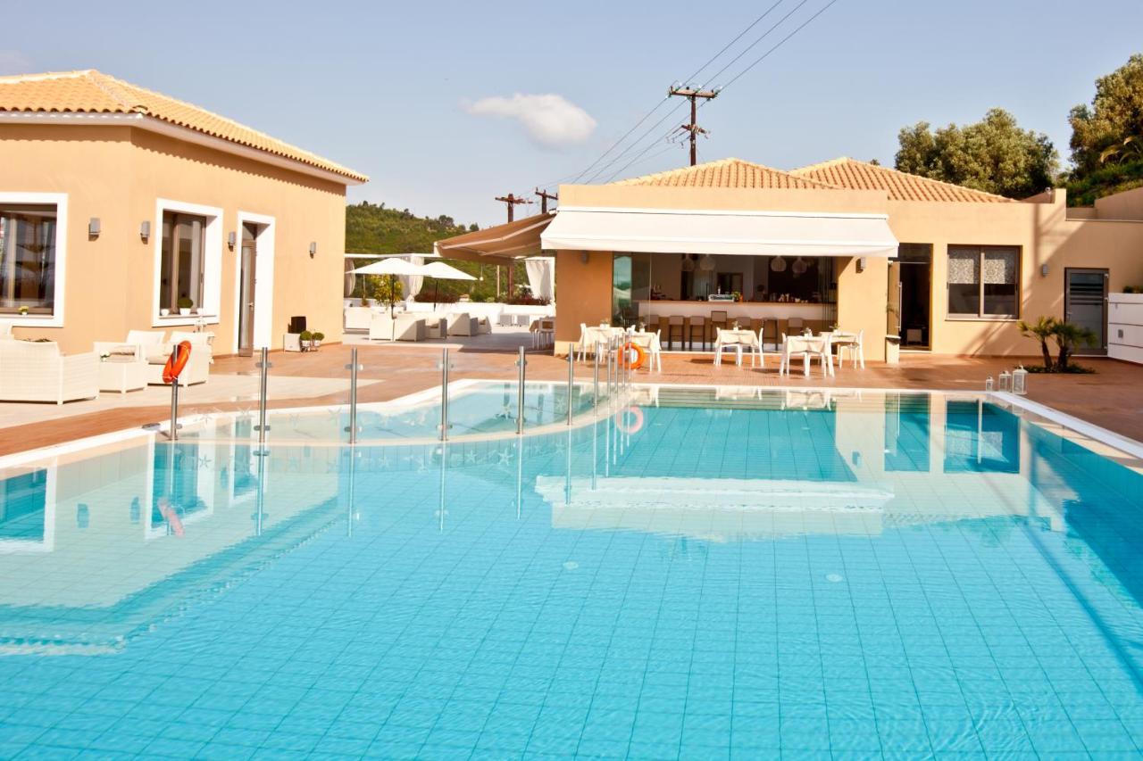 Skiathos Premier Трулос Екстериор снимка
