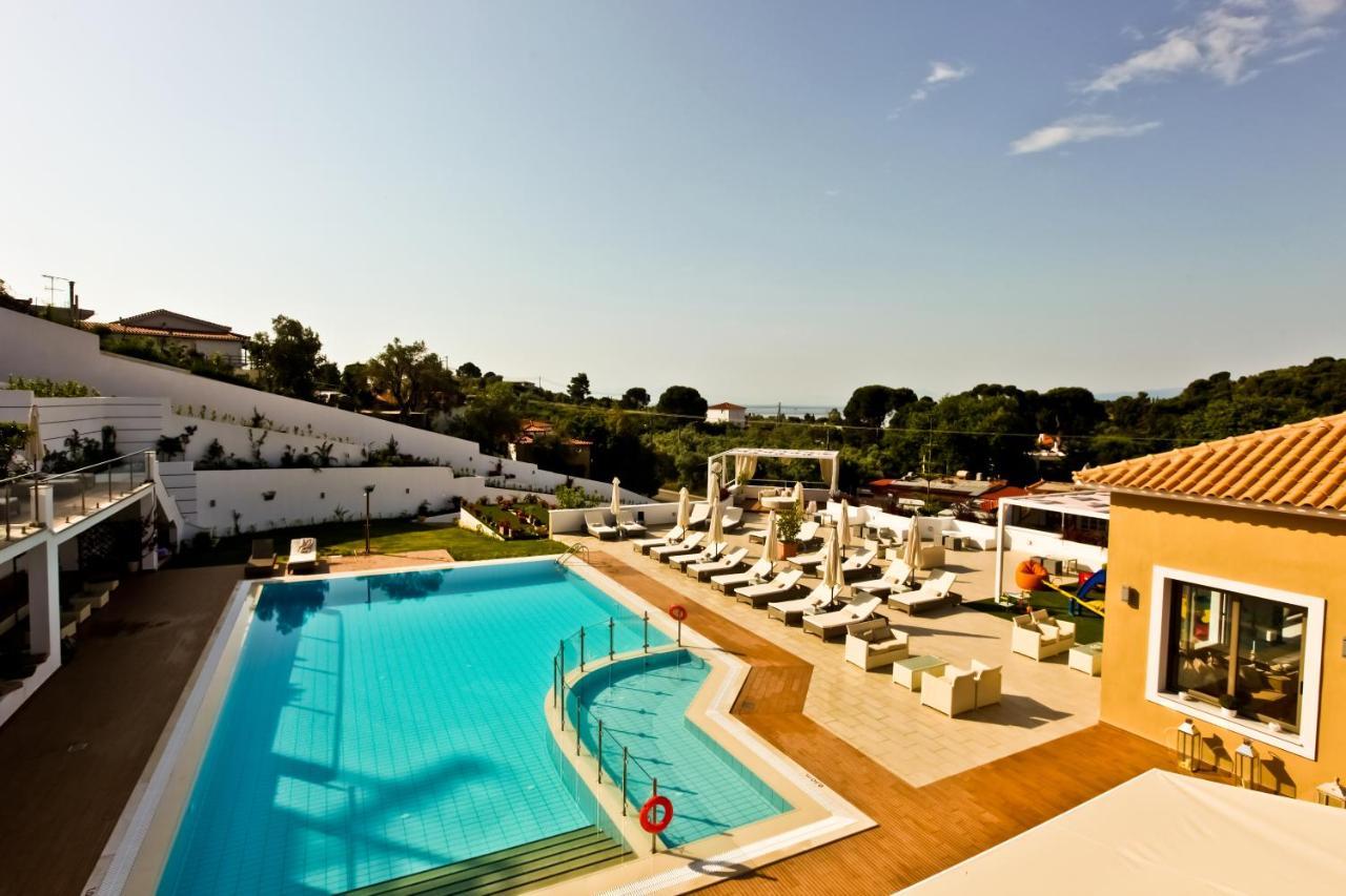 Skiathos Premier Трулос Екстериор снимка