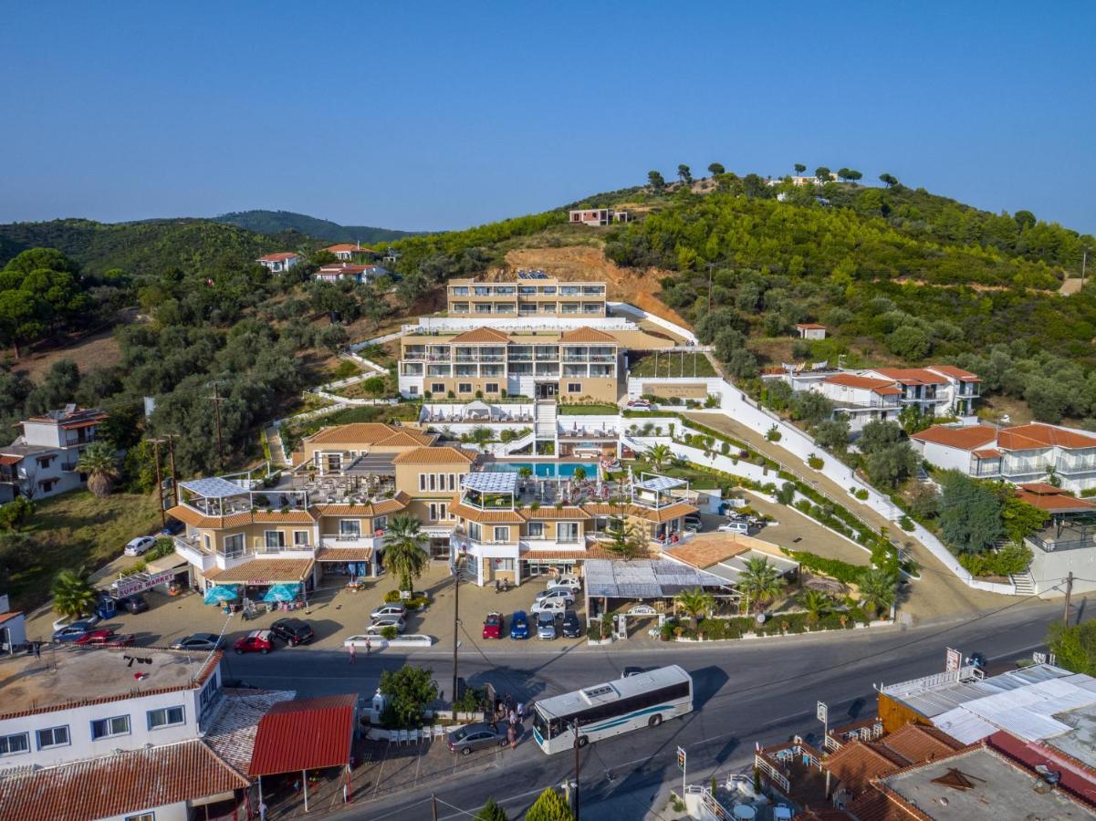 Skiathos Premier Трулос Екстериор снимка